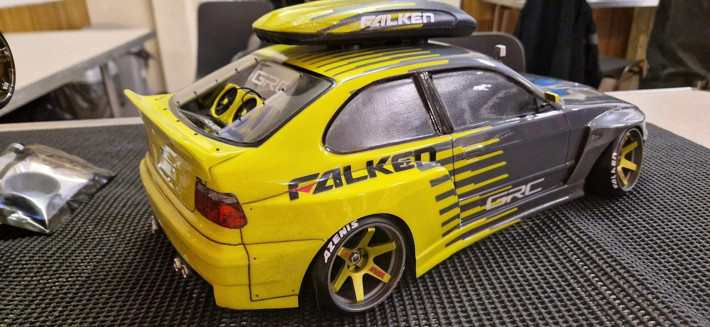 Roof box